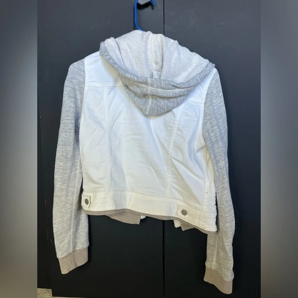 Jacket - Picture 2 of 4